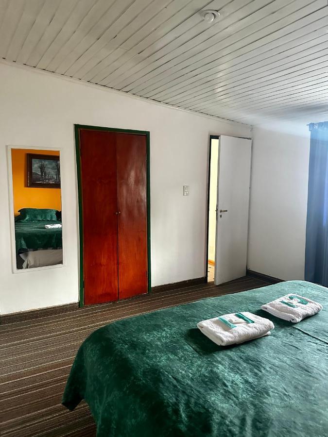 Amancay Hostal Patagonico 호텔 엘 칼라파테 외부 사진